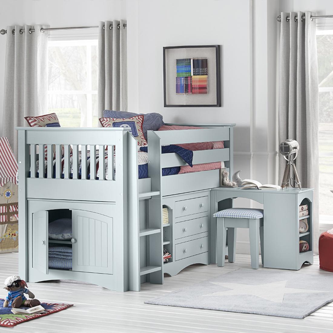 boys cabin bed